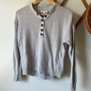 American Eagle Gray Knit Sweater